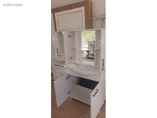 Used & Brand New Items / Garden & Home Improvement / Home Improvement / Bathroom & Kitchen / Bathroom Cabinets