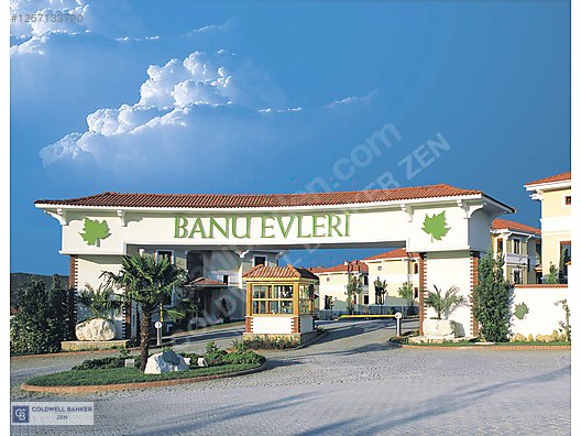 Bahçeşehir Banu Evlerinde Satılık 4,5+2 İnci Tipi Villa