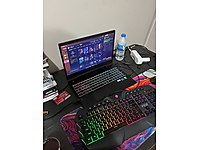 Klavyesine el değmemiş excalibur oyuncu bilgisayarı.