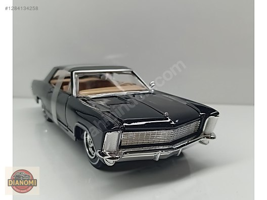 Maisto Diecast Model 1:24 Buick Araba - 1284134258