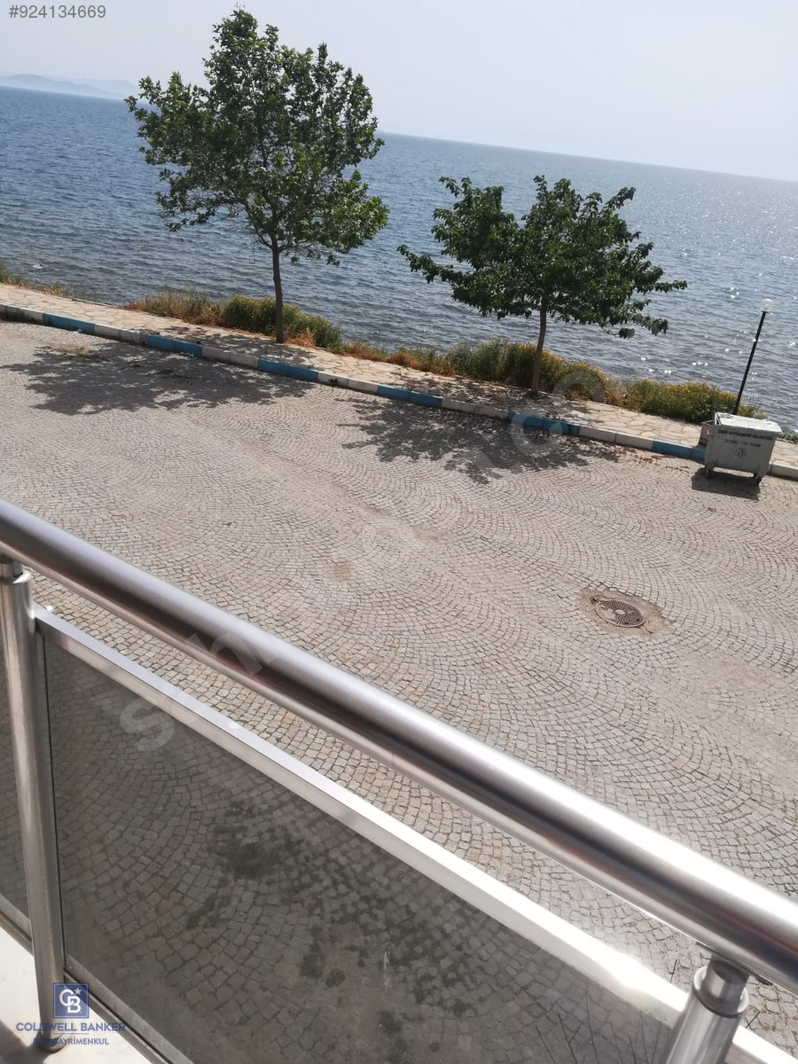 Dikili Çandarlı�da Denize Sıfır 2+1 Kiralık Yazlık Daire Kiralık