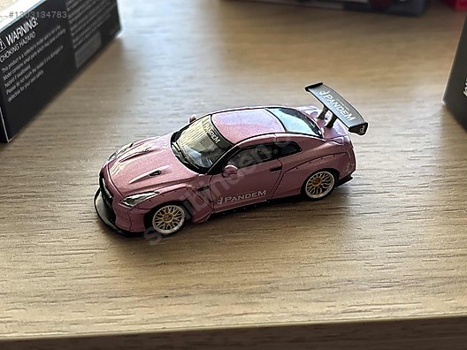 Mini GT Diecast Model 1:64 Nissan Araba - 1303134783