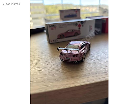 Mini GT Diecast Model 1:64 Nissan Araba - 1303134783