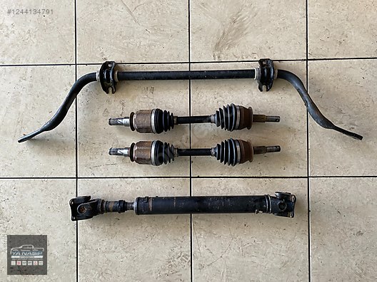 Otomobil & Arazi Aracı / Yürüyen & Direksiyon / NİSSAN NAVARA