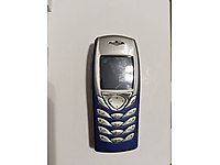 Nokia 6100 cep telefonu