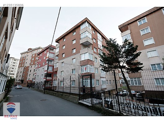 Ümraniye Serakent Sitesinde Satılık 3+1 Daire 125 m2