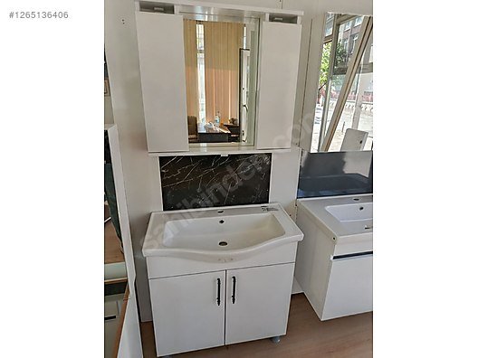 İkinci El ve Sıfır Alışveriş / Bahçe & Yapı Market / Yapı Malzemeleri / Banyo & Mutfak / Banyo Dolabı
