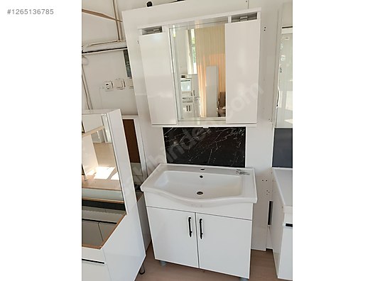 İkinci El ve Sıfır Alışveriş / Bahçe & Yapı Market / Yapı Malzemeleri / Banyo & Mutfak / Banyo Dolabı
