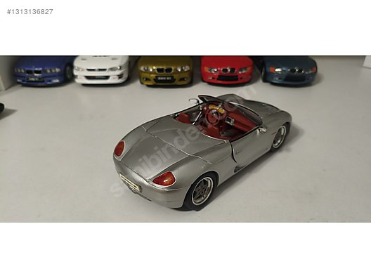 Maisto Diecast Model 1:18 Porsche Araba - 1313136827