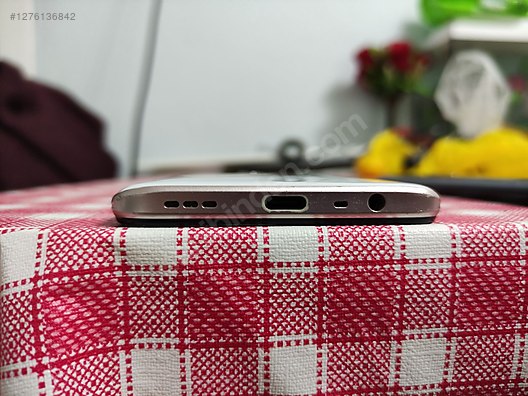 Used & Brand New Items / Cell Phones & Accessories / Cell Phones / Oppo / A5 (2020)