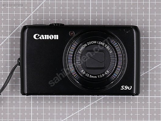 Compact / Canon / PowerShot S90 / Canon PowerShot S90 | f/2.0