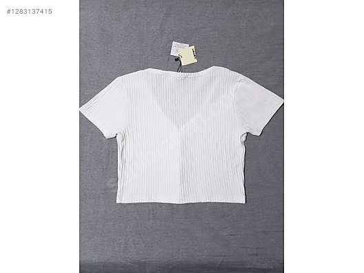 Used & Brand New Items / Clothing & Accessories / Women / Clothing / Tops