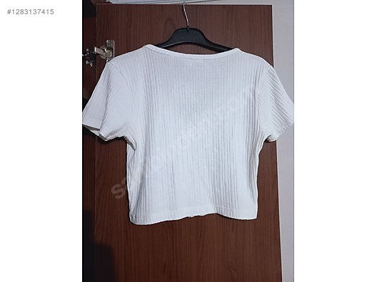 Used & Brand New Items / Clothing & Accessories / Women / Clothing / Tops