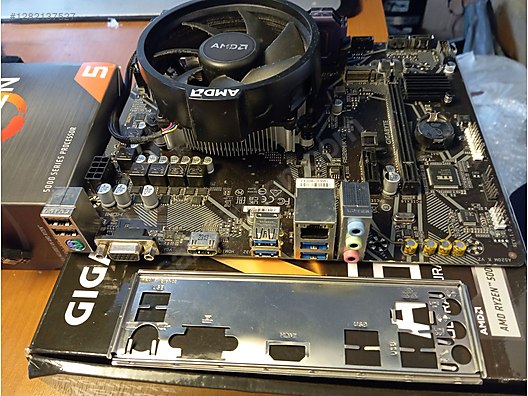 Masaüstü bilgisayar anakart