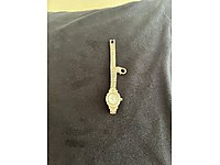 Muhteşem taşlı kadın kol saati