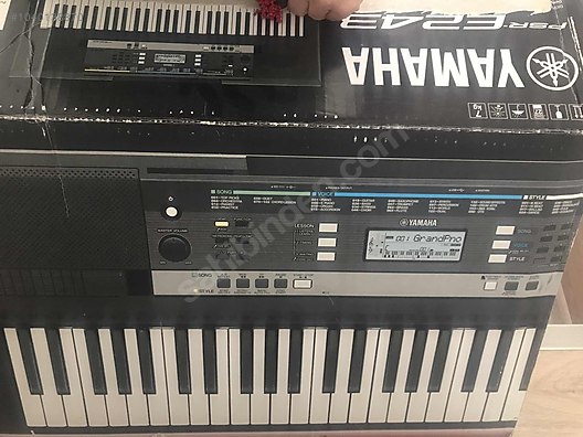 Yamaha shop keyboard e243