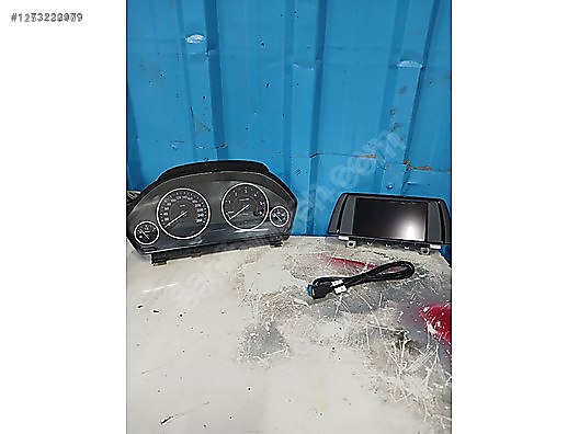 F30 GÖSTERGE PANELİ YOL BİLGİSAYARI ORJ - BMW Yedek Parça ürün fotoğrafı