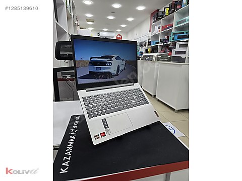 Lenovo / Lenovo IdeaPad 3 Ryzen 7 12 GB RAM 512 GB SSD FULL HD
