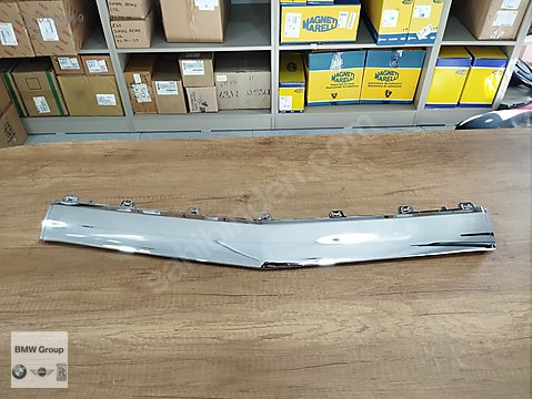 MERCEDES W218 CLS ÖN TAMPON ORTA NİKELAJ AMG 2188851774 - İlan ve
