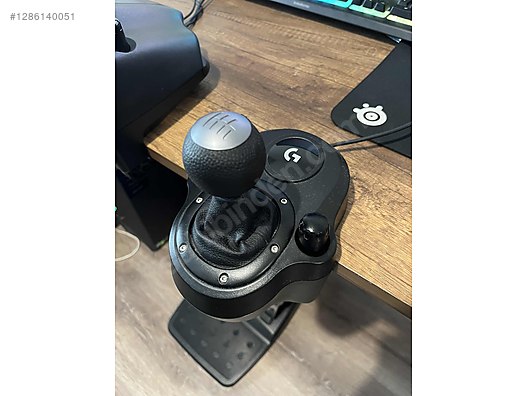 Used & Brand New Items / Gaming & Gamers Exclusive / Gaming Equipment / PC Game Racing Wheels