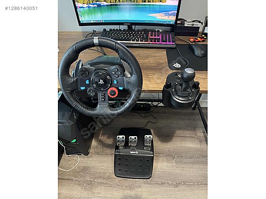 Used & Brand New Items / Gaming & Gamers Exclusive / Gaming Equipment / PC Game Racing Wheels