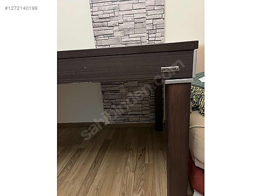 Used & Brand New Items / Home Decor / Furniture / Dining Room / Tables