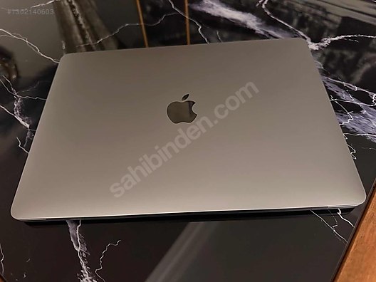 Apple Macbook / MACBOOK PRO 2020 SIFIR AYARINDA ÇİZİKSİZ DARBESİZ
