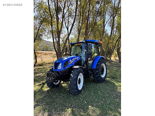 Machinery / Agricultural Machines / Tractors / New Holland / TT4.75