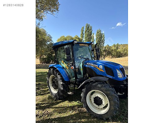 Machinery / Agricultural Machines / Tractors / New Holland / TT4.75