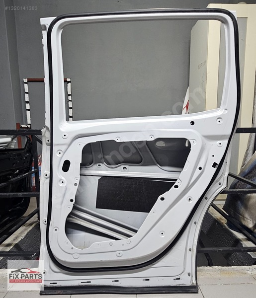 Mercedes GLB Kapı