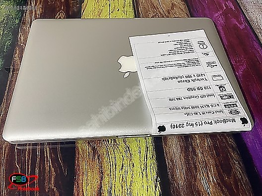 Apple Macbook / MacBook Pro 15'' A1286 2010 i5 2.4 GHz 8 GB RAM