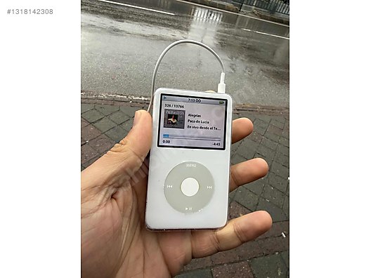 Apple / iPod Classic / İPOD CLASSİC 5.5 GEN 80 GB SORUNSUZ on