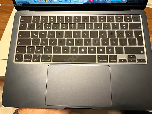 Apple Macbook / MACBOOK AIR M2 İŞLEMCİLİ KUTULU SIFIR AYARINDA