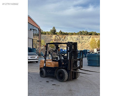 Machinery / Industrial / Carrying & Stacking Equipment / Forklifts / For Sale / MMG