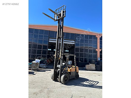 Machinery / Industrial / Carrying & Stacking Equipment / Forklifts / For Sale / MMG