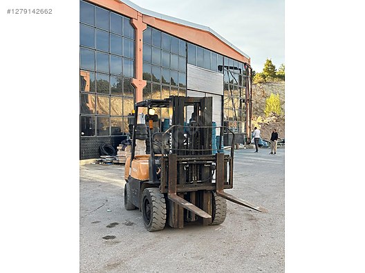 Machinery / Industrial / Carrying & Stacking Equipment / Forklifts / For Sale / MMG