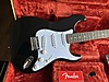 Squier Elektro Gitar