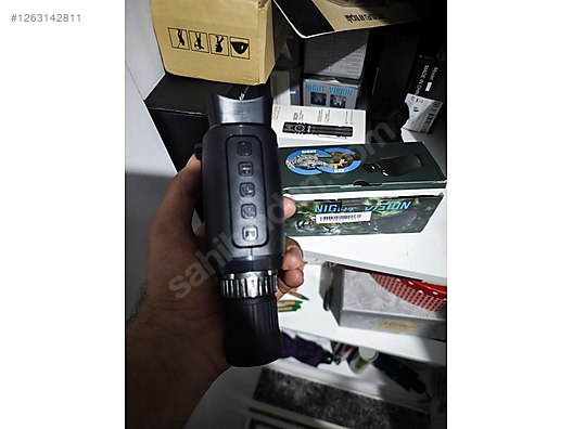 Used & Brand New Items / Cameras & Photographic Equipment / Binoculars