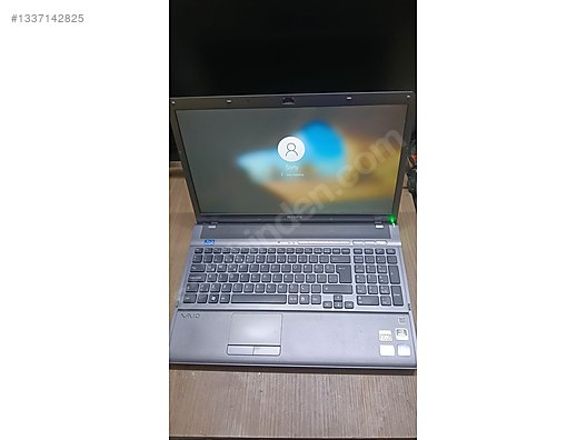 Sony / Sony VAIO PCG-81112M Model i7 İşlemcili Çok Temiz Laptop