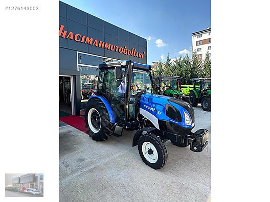 Machinery / Agricultural Machines / Tractors / New Holland / TT60 Classic