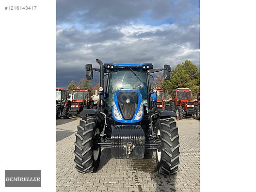 Machinery / Agricultural Machines / Tractors / New Holland / TR6.160S