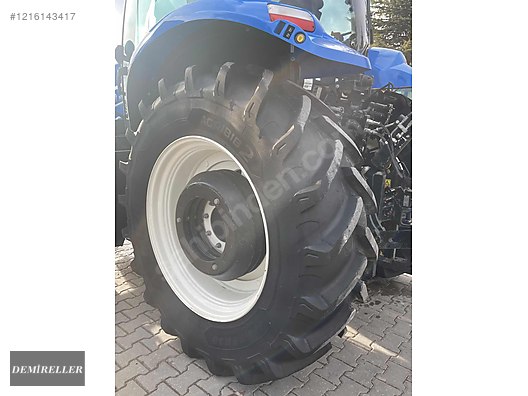 Machinery / Agricultural Machines / Tractors / New Holland / TR6.160S