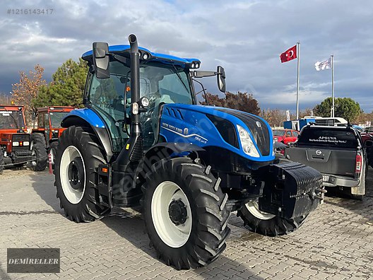Machinery / Agricultural Machines / Tractors / New Holland / TR6.160S