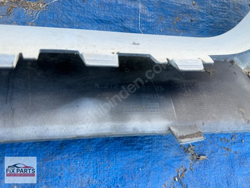 Mercedes E Tampon (Ön)