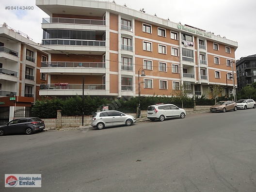 maltepe karaman cinar evleri sitesi 2 kat 2 1 satilik daire satilik daire ilanlari sahibinden com da 984143490