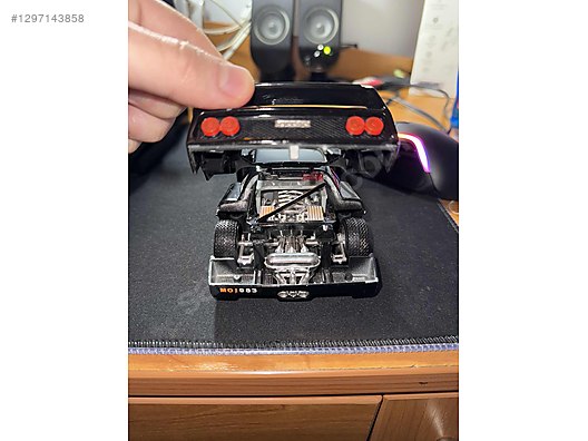 Burago Ferrari F40 1987 1/24 組立キット Burago Diecast Model 1:24 Ferrari Araba - 1297143858