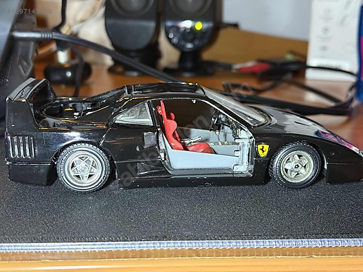 Burago Diecast Model 1:24 Ferrari Araba - 1297143858