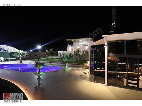 burc karakuyu da satilik ultra luks havuzlu bag evi satilik villa ilanlari sahibinden com da 963144170