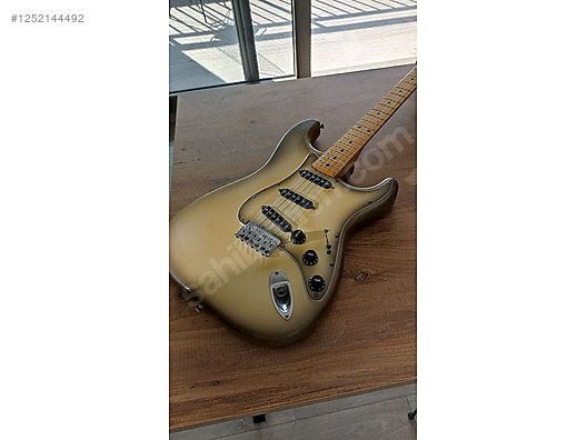 İkinci El ve Sıfır Alışveriş / Müzik / Müzik Aletleri / Telli Çalgılar / Gitar / Elektro