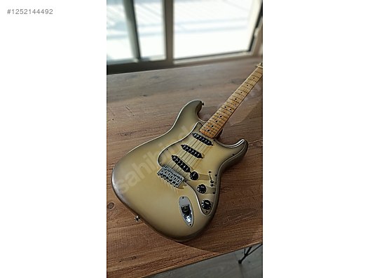 İkinci El ve Sıfır Alışveriş / Müzik / Müzik Aletleri / Telli Çalgılar / Gitar / Elektro